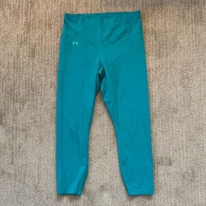 Under Armour Women’s Teal Capris